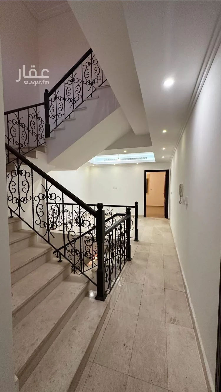 Villa for Sale in Jeddah Al Shera'a 14