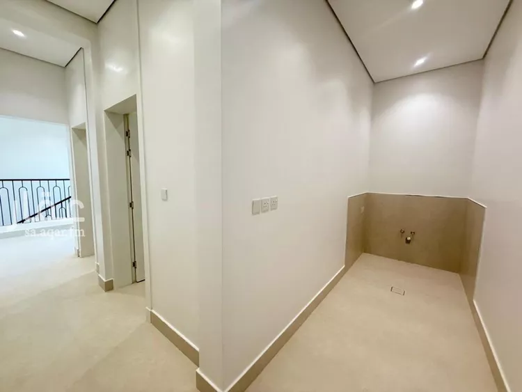 Villa for Sale in Riyadh Al Mahdiyah 23