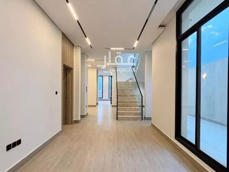 فيلا للبيع في شارع السيل الكبير, حي المهدية, مدينة الرياض, منطقة الرياض صورة 5