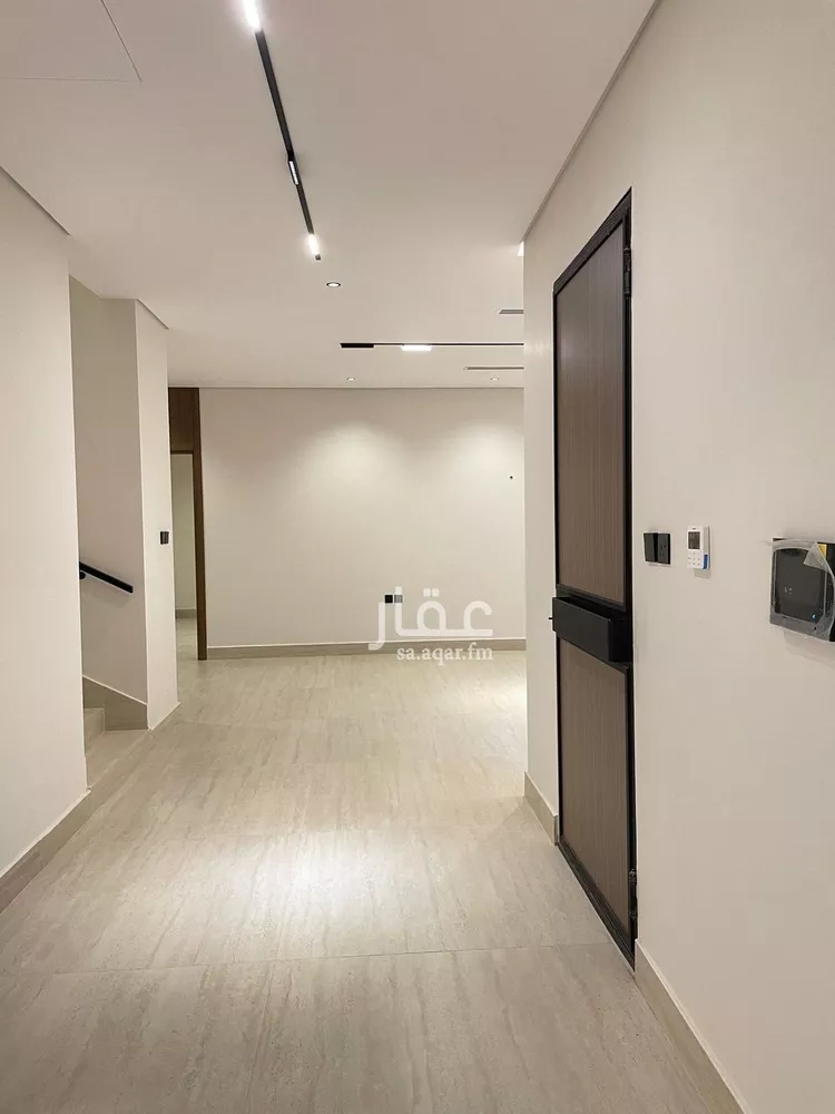 فيلا للبيع في شارع الدهناء, حي المهدية, مدينة الرياض, منطقة الرياض صورة 5