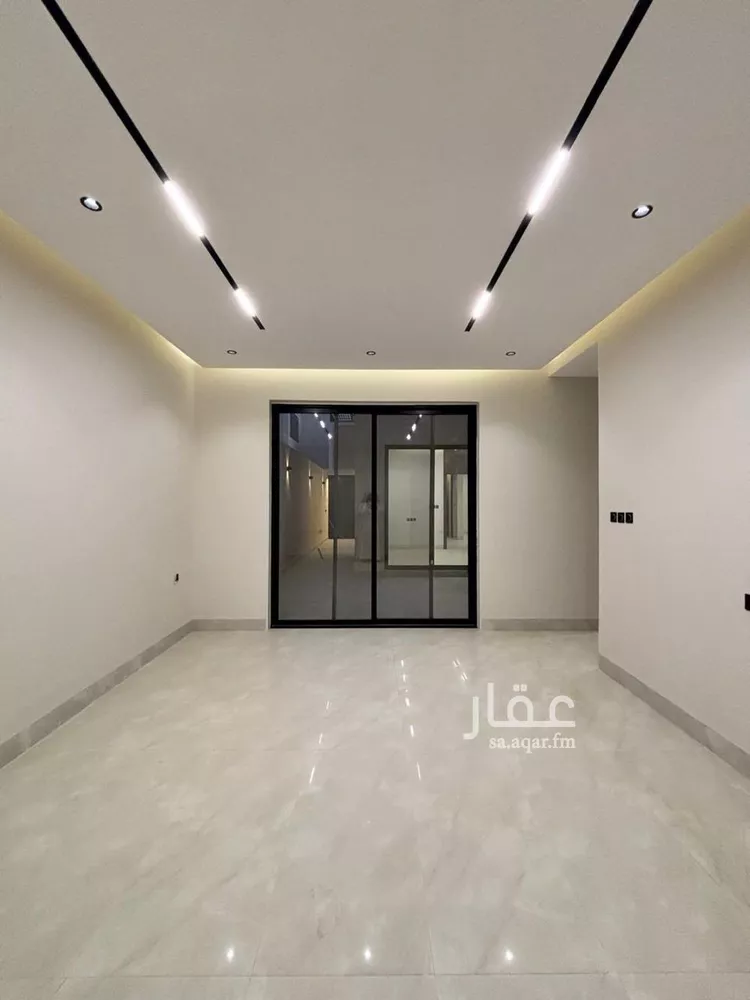 فيلا للبيع في شارع السيل الكبير, حي المهدية, مدينة الرياض, منطقة الرياض صورة 3