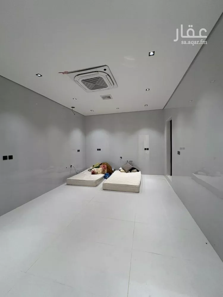 فيلا للبيع في شارع زين الدين النابلسي, حي المهدية, مدينة الرياض, منطقة الرياض صورة 5