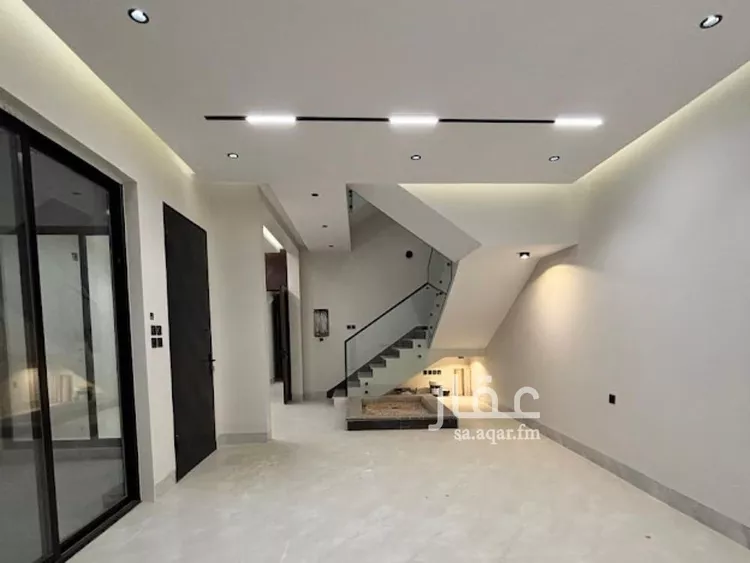 فيلا للبيع في شارع السيل الكبير, حي المهدية, مدينة الرياض, منطقة الرياض صورة 4