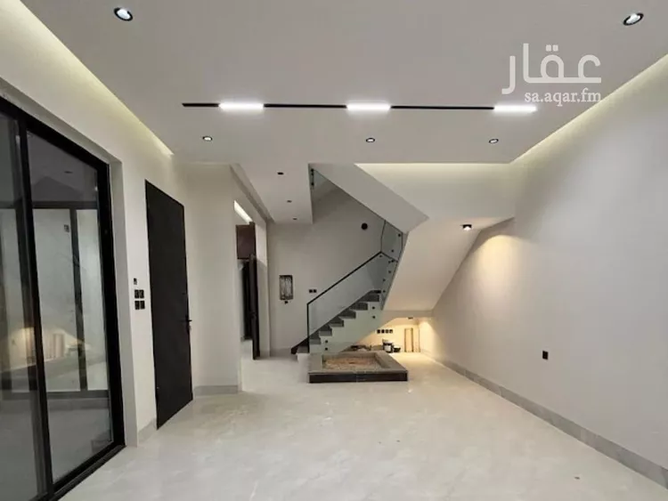 فيلا للبيع في شارع السيل الكبير, حي المهدية, مدينة الرياض, منطقة الرياض صورة 5