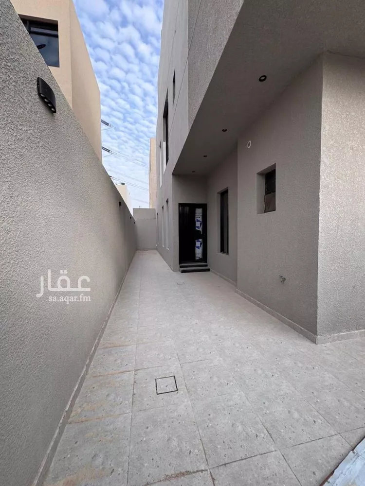 فيلا للبيع في شارع السيل الكبير, حي المهدية, مدينة الرياض, منطقة الرياض صورة 5