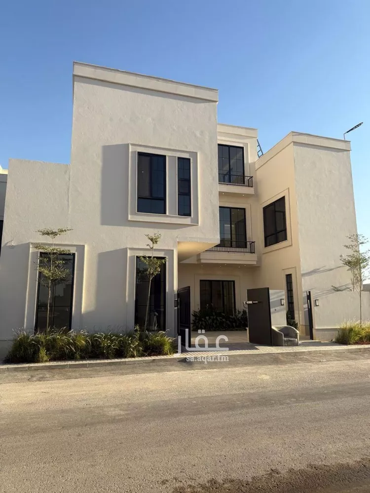 فيلا للبيع في شارع السيل الكبير, حي المهدية, مدينة الرياض, منطقة الرياض