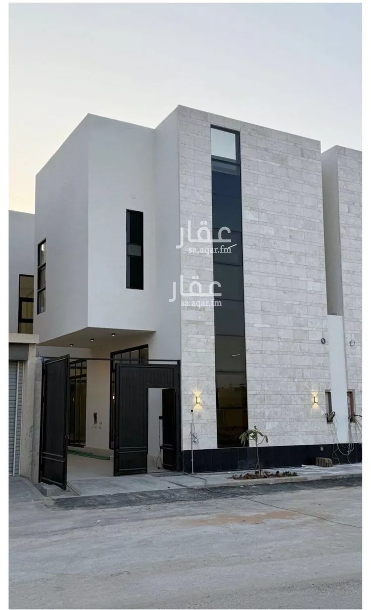 فيلا للبيع في شارع السيل الكبير, حي المهدية, مدينة الرياض, منطقة الرياض صورة 2