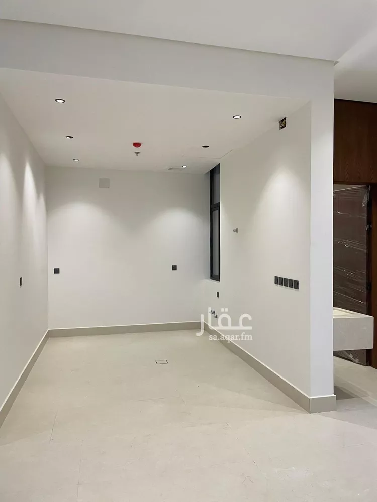شقة للبيع في شارع أبي الشيخ الأصبهاني, حي المهدية, مدينة الرياض, منطقة الرياض صورة 5