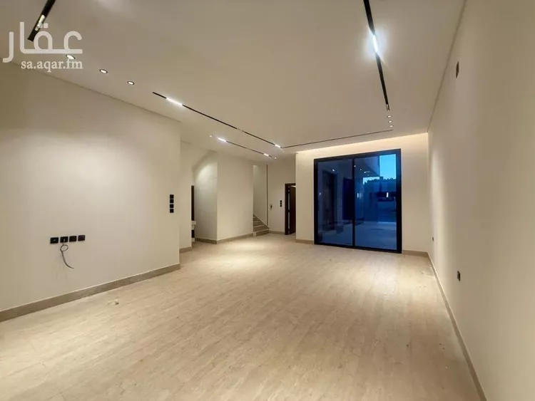 فيلا للبيع في شارع السيل الكبير, حي المهدية, مدينة الرياض, منطقة الرياض صورة 5