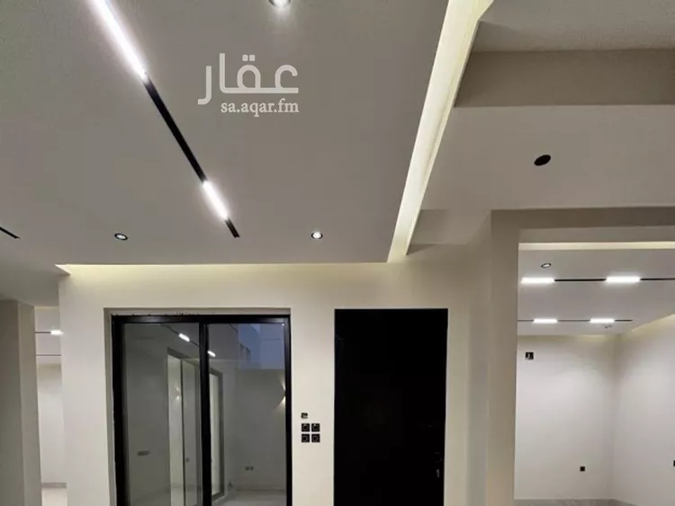 فيلا للبيع في شارع السيل الكبير, حي المهدية, مدينة الرياض, منطقة الرياض صورة 3