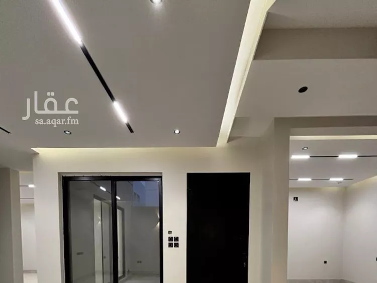 فيلا للبيع في شارع السيل الكبير, حي المهدية, مدينة الرياض, منطقة الرياض صورة 4