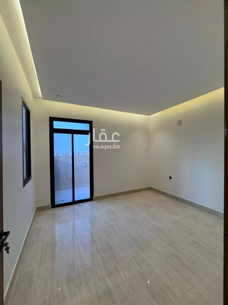 فيلا للبيع في شارع السيل الكبير, حي المهدية, مدينة الرياض, منطقة الرياض صورة 5