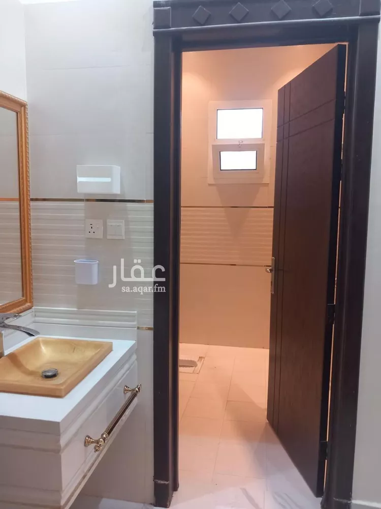 فيلا للبيع في شارع جبل الحسي, حي ظهرة لبن, مدينة الرياض, منطقة الرياض صورة 5