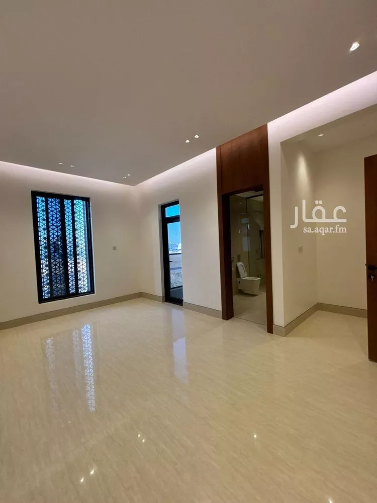 فيلا للبيع في شارع عفيف الدين الثقفي, حي المهدية, مدينة الرياض, منطقة الرياض صورة 3