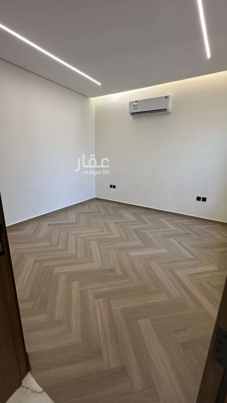 فيلا للبيع في شارع السيل الكبير, حي المهدية, مدينة الرياض, منطقة الرياض 22