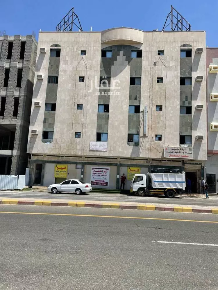 عمارة للإيجار في شارع 1792774, حي البوادي, مدينة خميس مشيط, منطقة عسير صورة 2