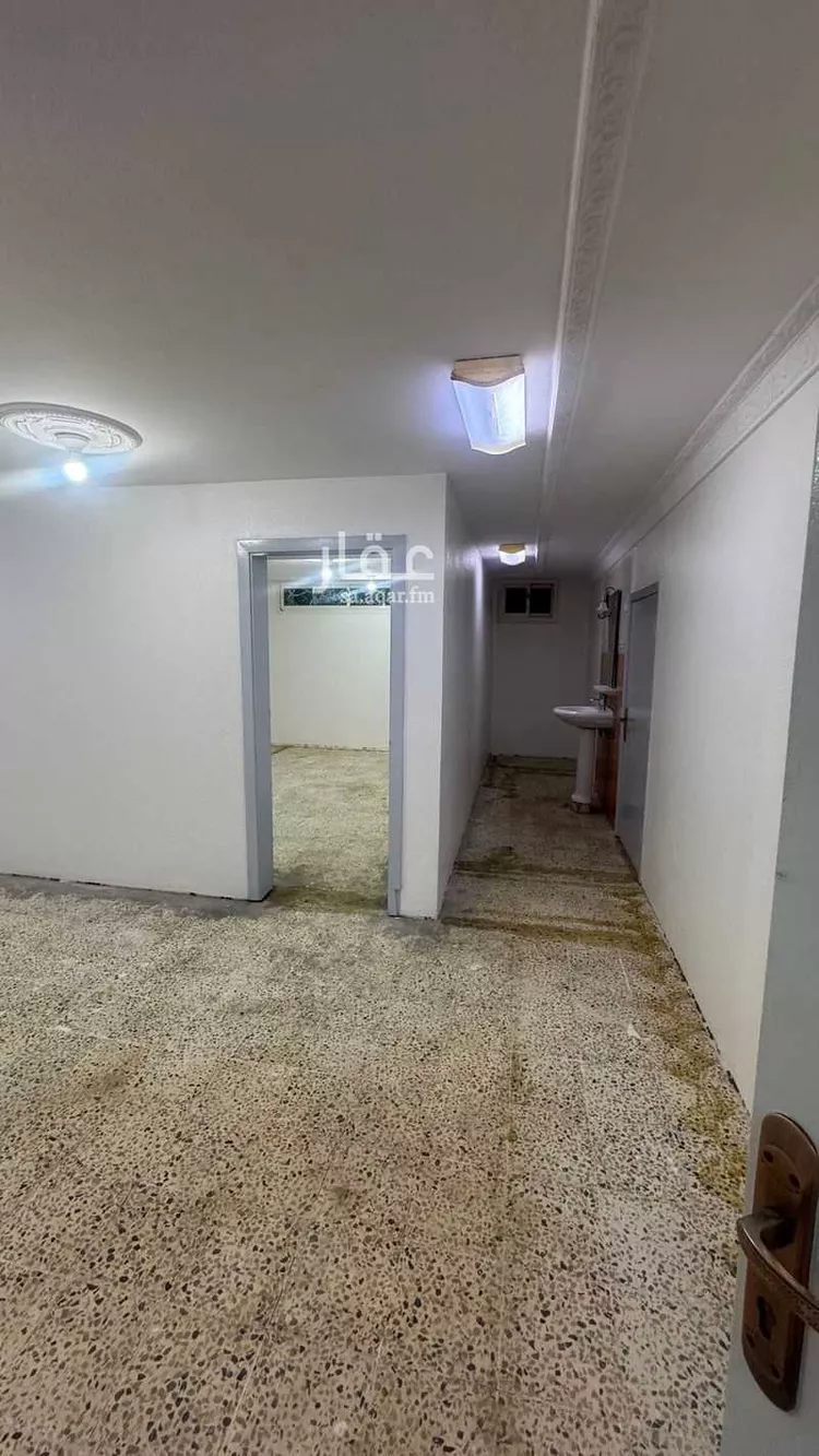 شقة للإيجار في شارع سوارق ، حي المحالة ، أبها ، منطقة عسير صورة 5