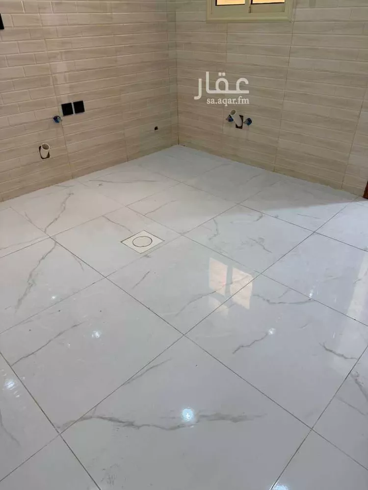 فيلا للبيع في شارع القاع القديم, حي سلطانة, مدينة أبها, منطقة عسير صورة 3