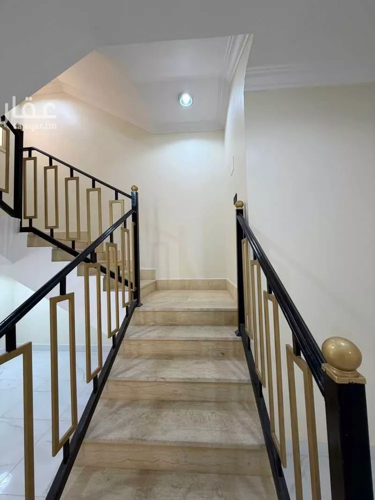 فيلا للبيع في شارع القاع القديم, حي سلطانة, مدينة أبها, منطقة عسير صورة 5