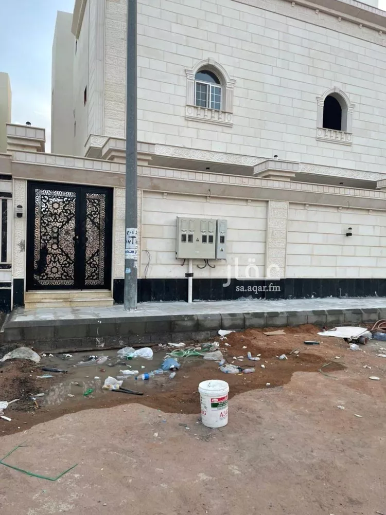 فيلا للبيع في شارع ممر مشاه 906, حي الدفاع, مدينة المدينه المنوره, منطقة المدينة المنورة صورة 3