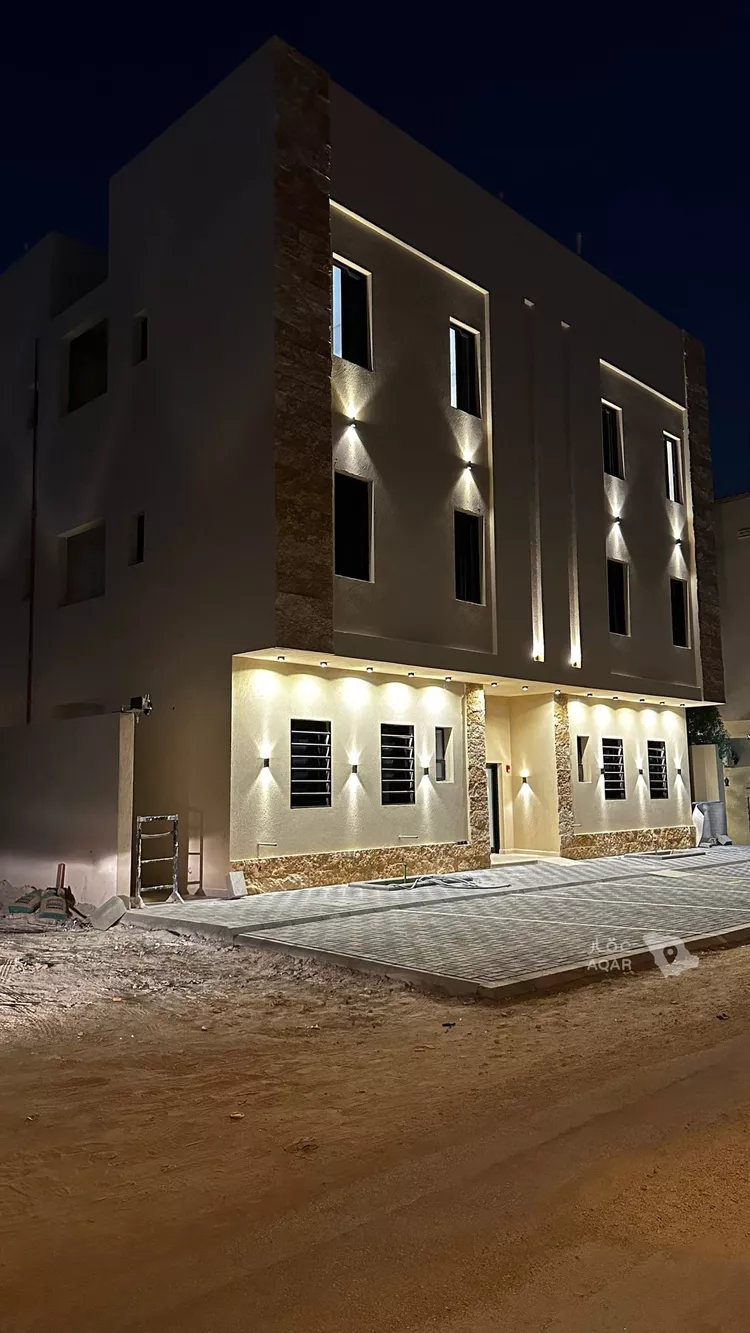 عمارة للبيع في شارع جبل الدخان, حي ظهرة لبن, مدينة الرياض, منطقة الرياض 3