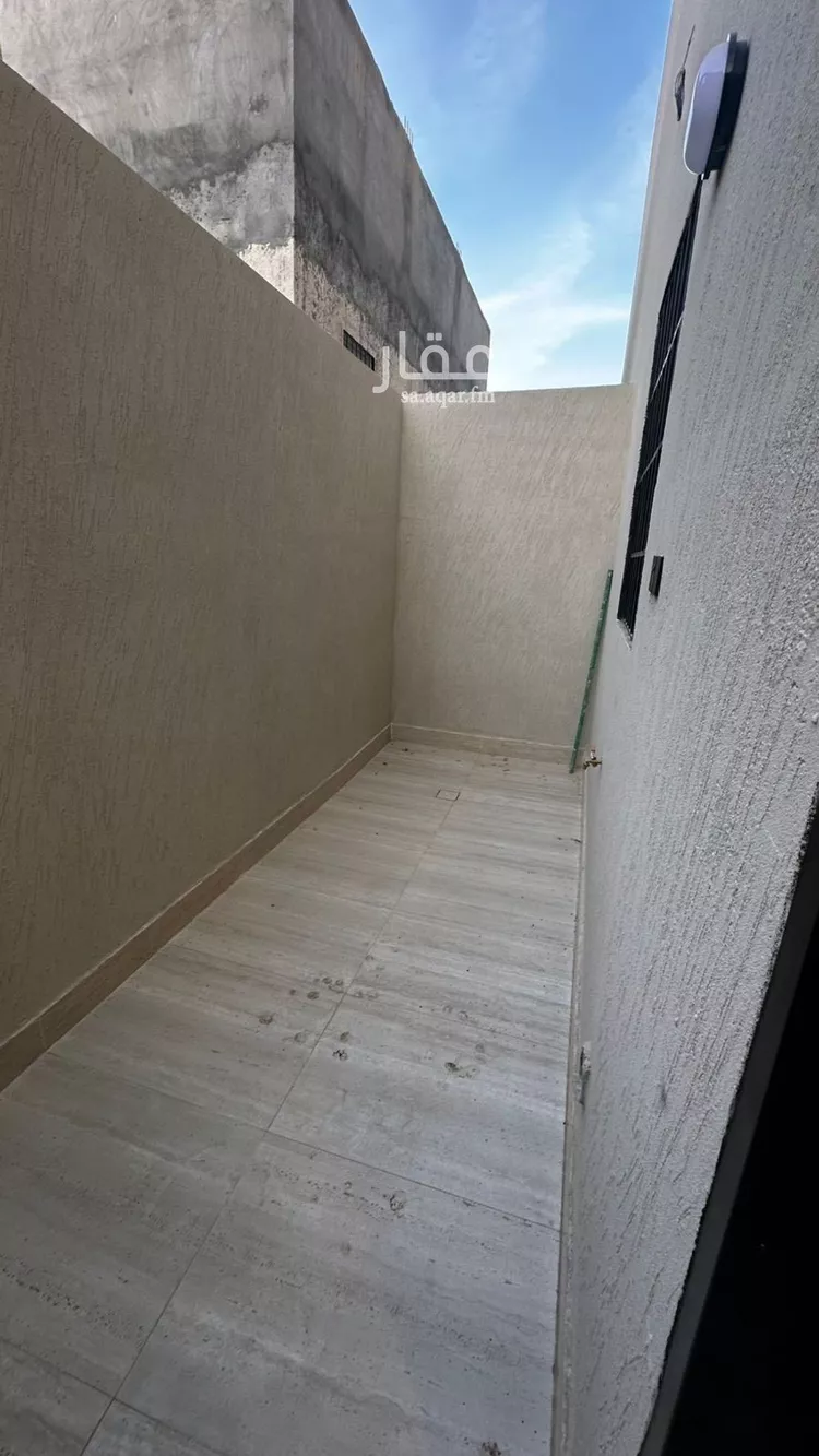 فيلا للبيع في شارع المضة, حي ظهرة لبن, مدينة الرياض, منطقة الرياض صورة 4