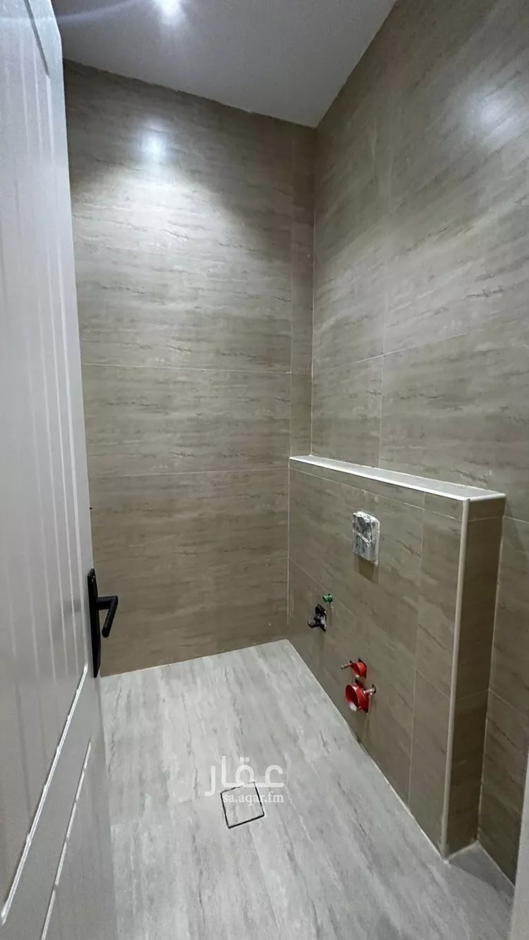 Building for Sale in Riyadh Dhahrat Laban صورة 4