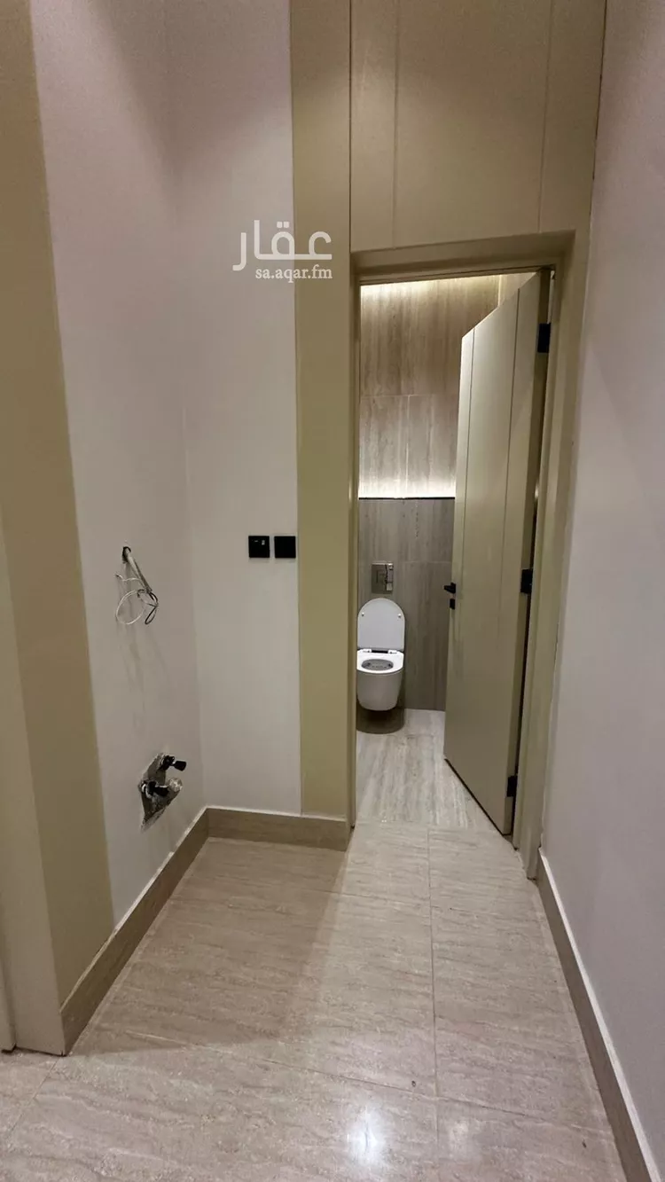 فيلا للبيع في شارع المضة, حي ظهرة لبن, مدينة الرياض, منطقة الرياض صورة 5