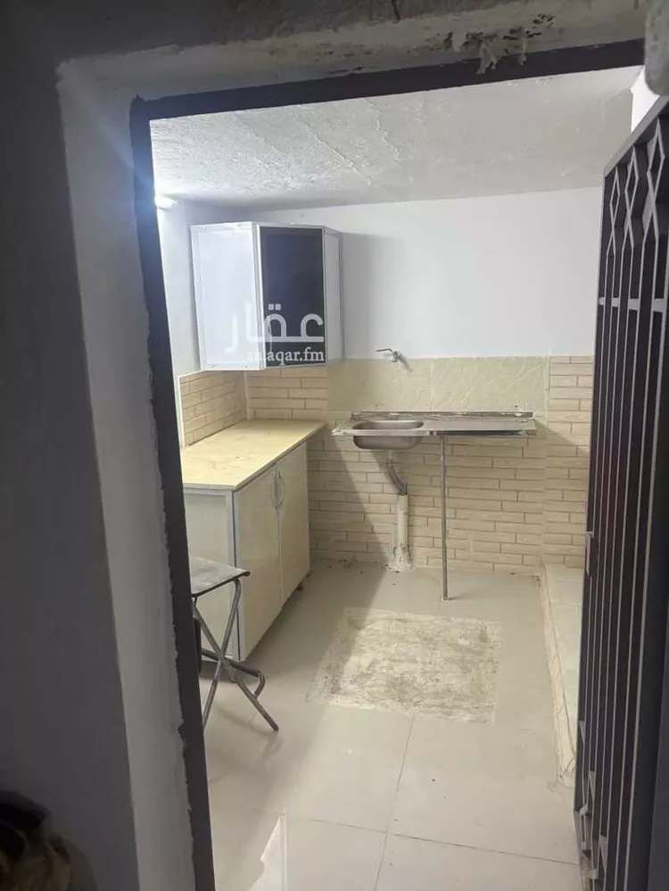 غرفة للإيجار في شارع هشام ناظر ، حي الصفا ، جدة ، جدة صورة 4