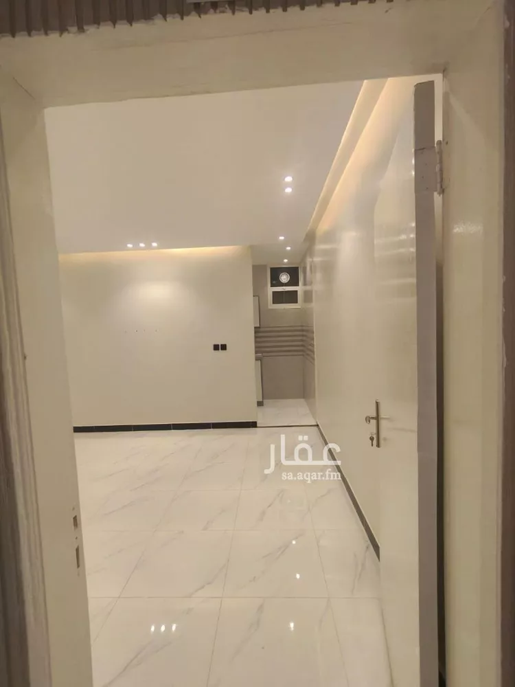 شقة للإيجار في شارع محمد بن عبدالعزيز الدغيثر, حي الملقا, مدينة الرياض, منطقة الرياض