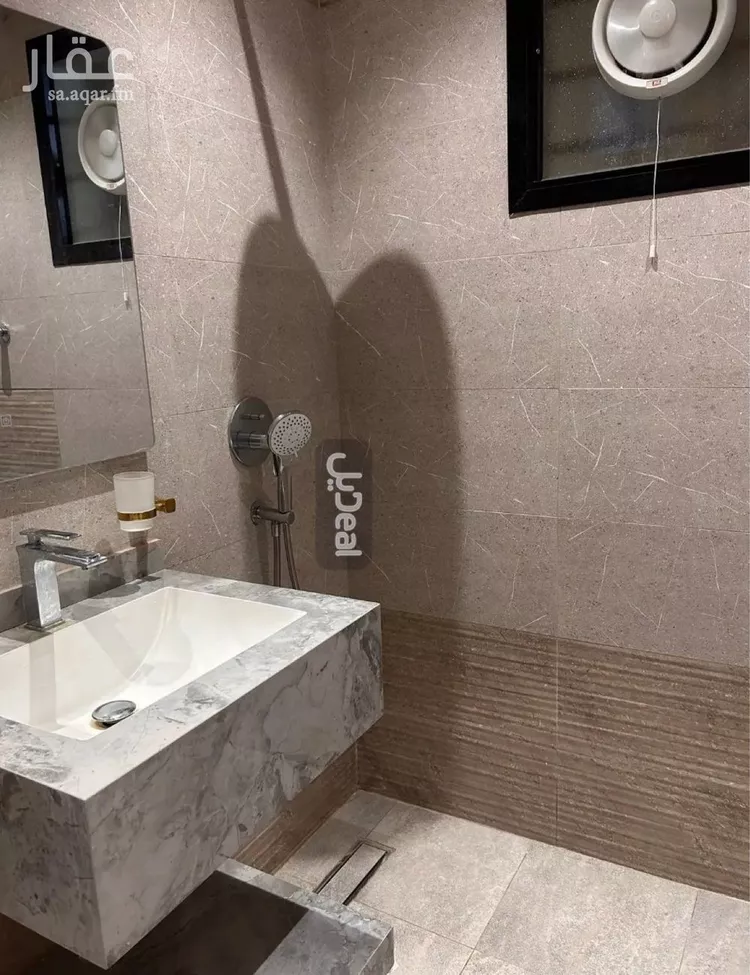 Floor for Sale in Riyadh Qurtubah صورة 3