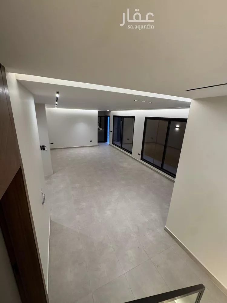 فيلا للبيع في شارع عثمان بن شبانة, حي العارض, مدينة الرياض, منطقة الرياض صورة 2