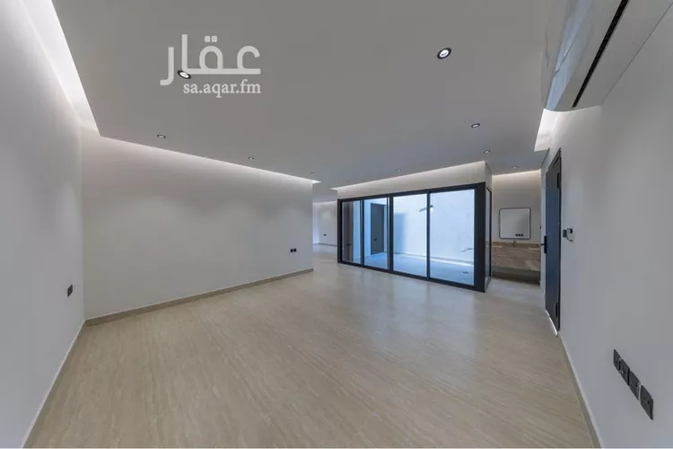 Floor for Sale in Riyadh Al Aqiq