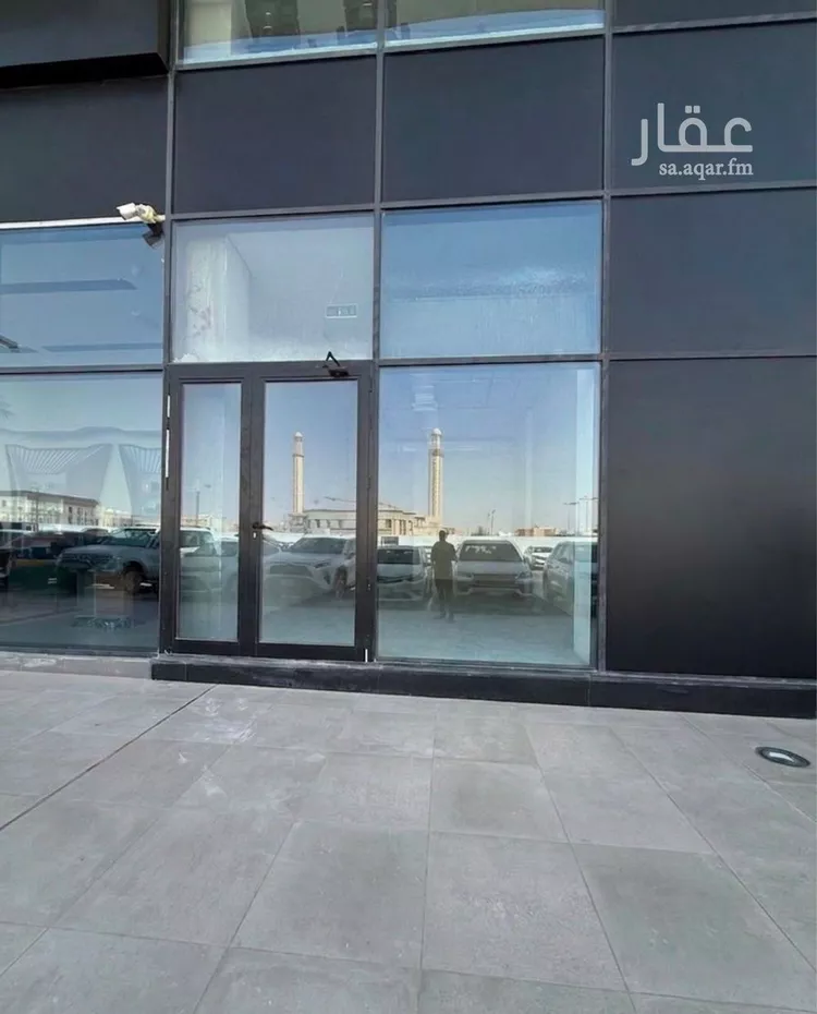 مكتب تجاري للإيجار في شارع العباس بن عبد المطلب, حي التعاون, مدينة الرياض, منطقة الرياض 1 صورة