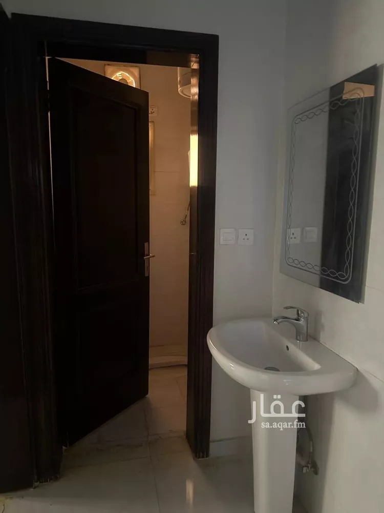 شقة للإيجار في شارع خالد ابن قيس الانصاري, حي نبلاء, مدينة المدينة المنورة, منطقة المدينة المنورة صورة 3