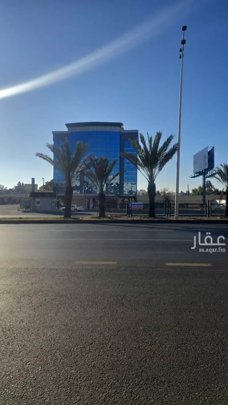 عمارة للإيجار في شارع طريق الملك فهد , حي الظرفة, مدينة خميس مشيط, منطقة عسير صورة 2