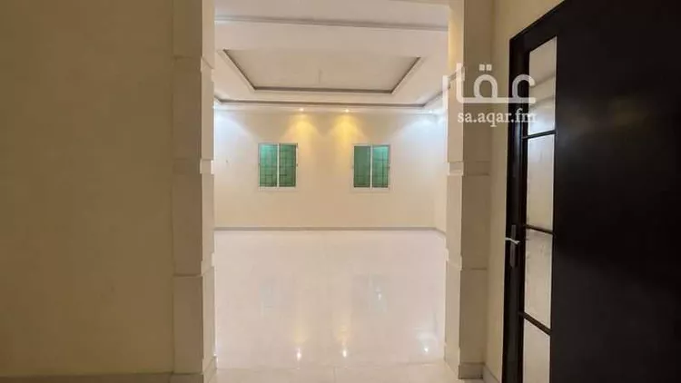 فيلا للبيع في شارع جبل المشايخ, حي القادسية, مدينة الرياض, منطقة الرياض صورة 3