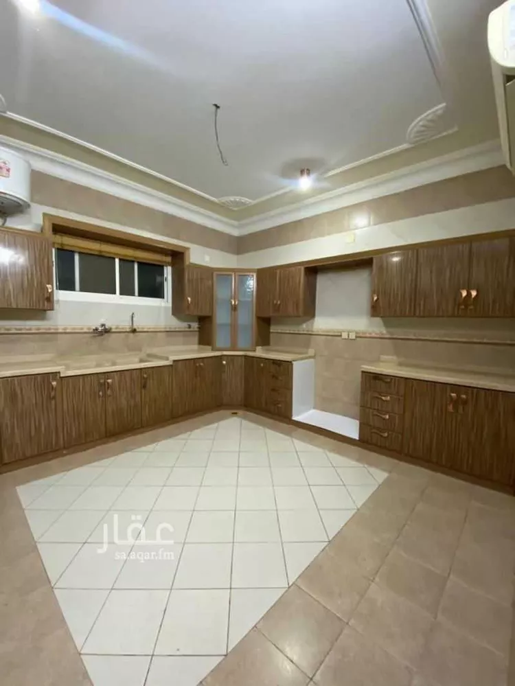 Villa for Sale in Ar Rass Al Hout صورة 3