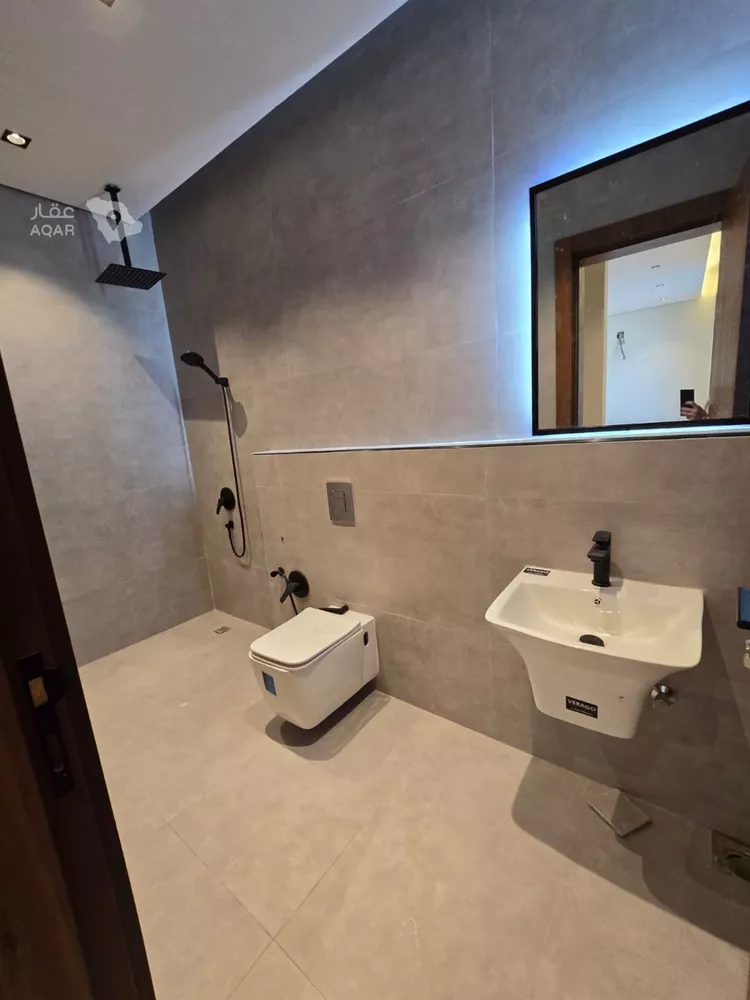 Floor for Sale in Riyadh An Narjis 7
