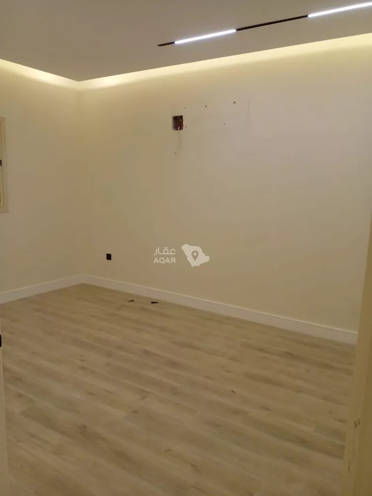 Floor for Rent in Riyadh As Sahafah 6