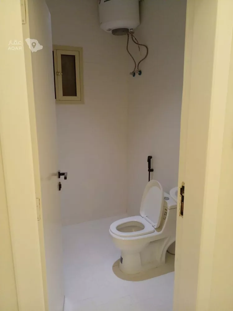 Floor for Rent in Riyadh As Sahafah 12