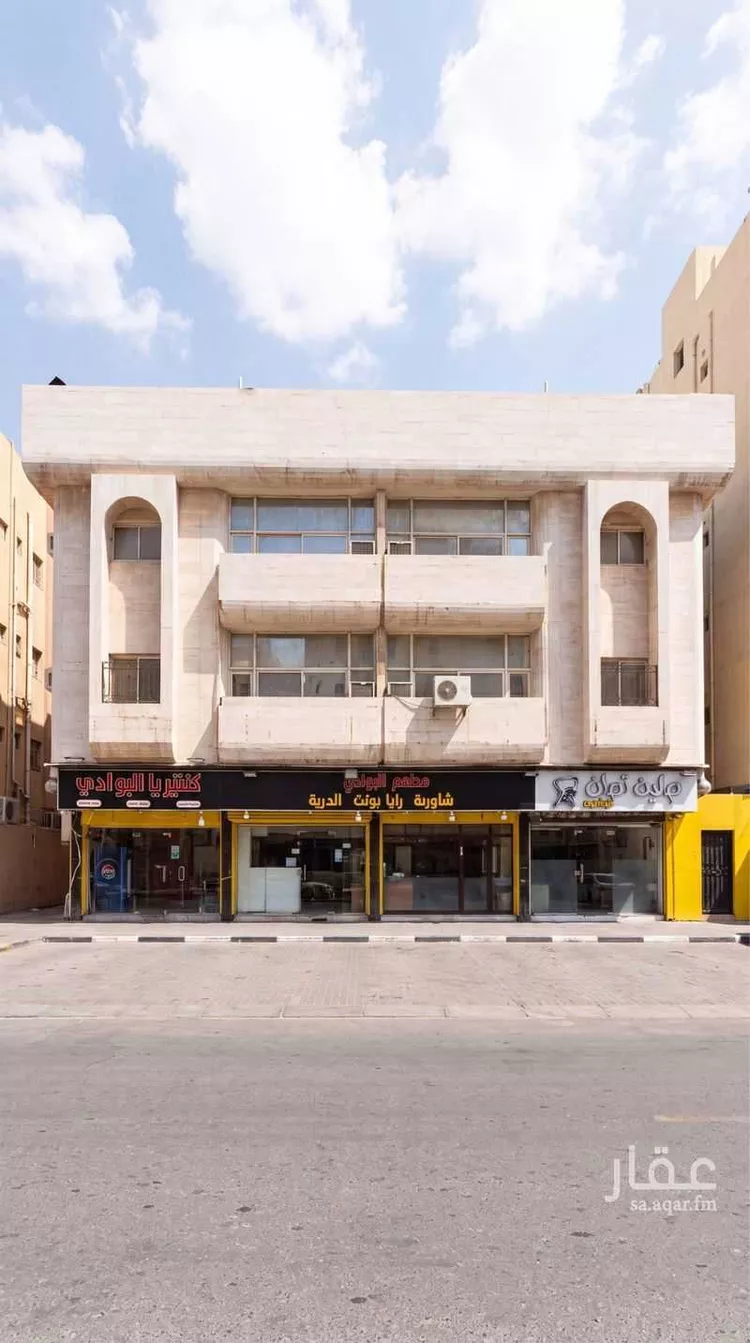 عمارة للبيع في شارع ابو الحسن الهمذاني, حي البوادي, مدينة جدة, منطقة مكة المكرمة
