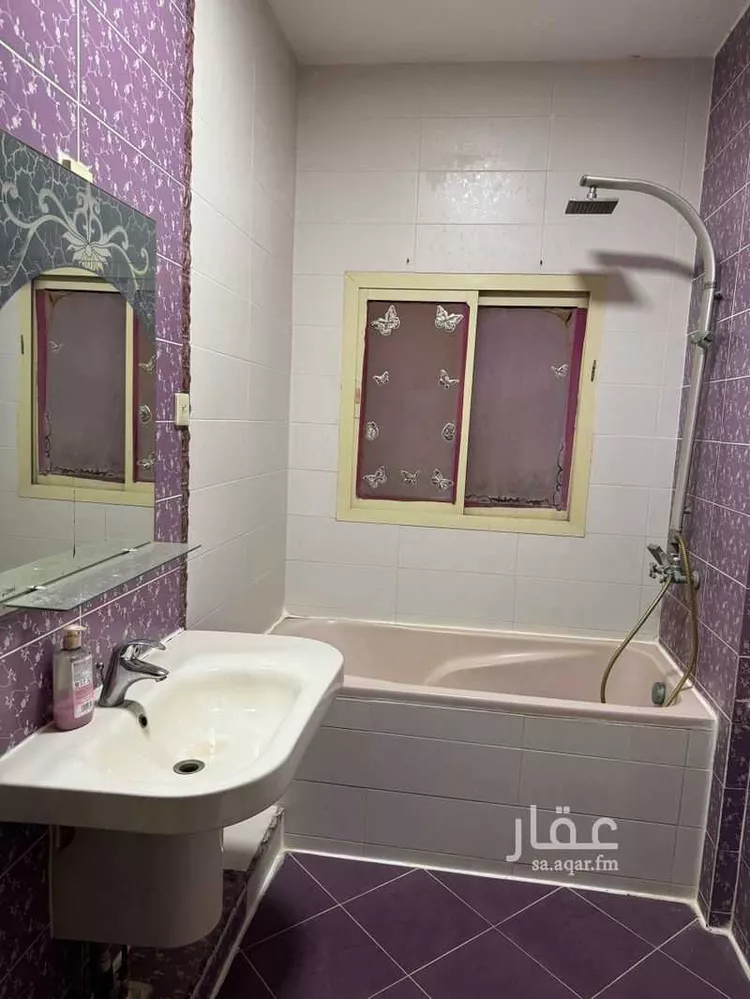 شقة للبيع في شارع 2312071, حي الإسكان, مدينة الدمام, المنطقة الشرقية صورة 2