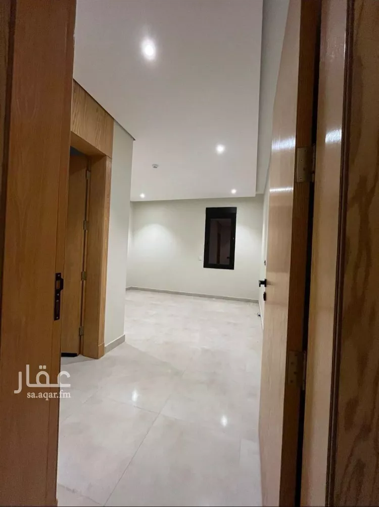 Floor for Rent in Riyadh Dhahrat Namar