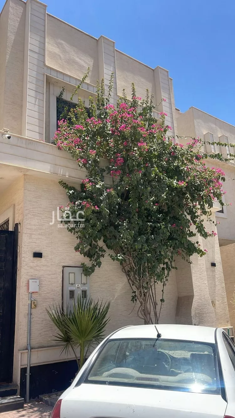 فيلا للإيجار في شارع حسن حسني عبدالوهاب, حي الرمال, مدينة الرياض, منطقة الرياض