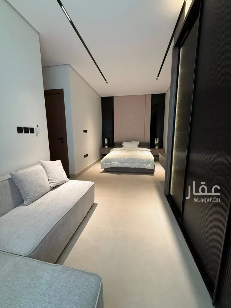 Floor for Sale in Riyadh Al Qirawan