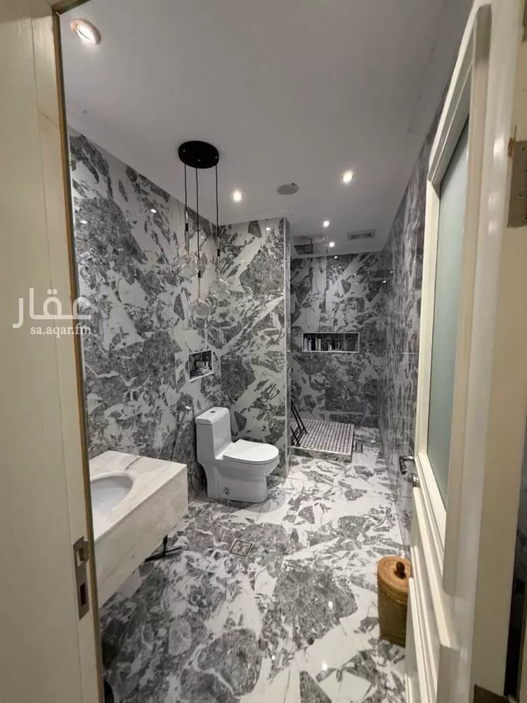فيلا للإيجار في شارع 28ب, حي الراكة الجنوبية, مدينة الخبر, المنطقة الشرقية 13