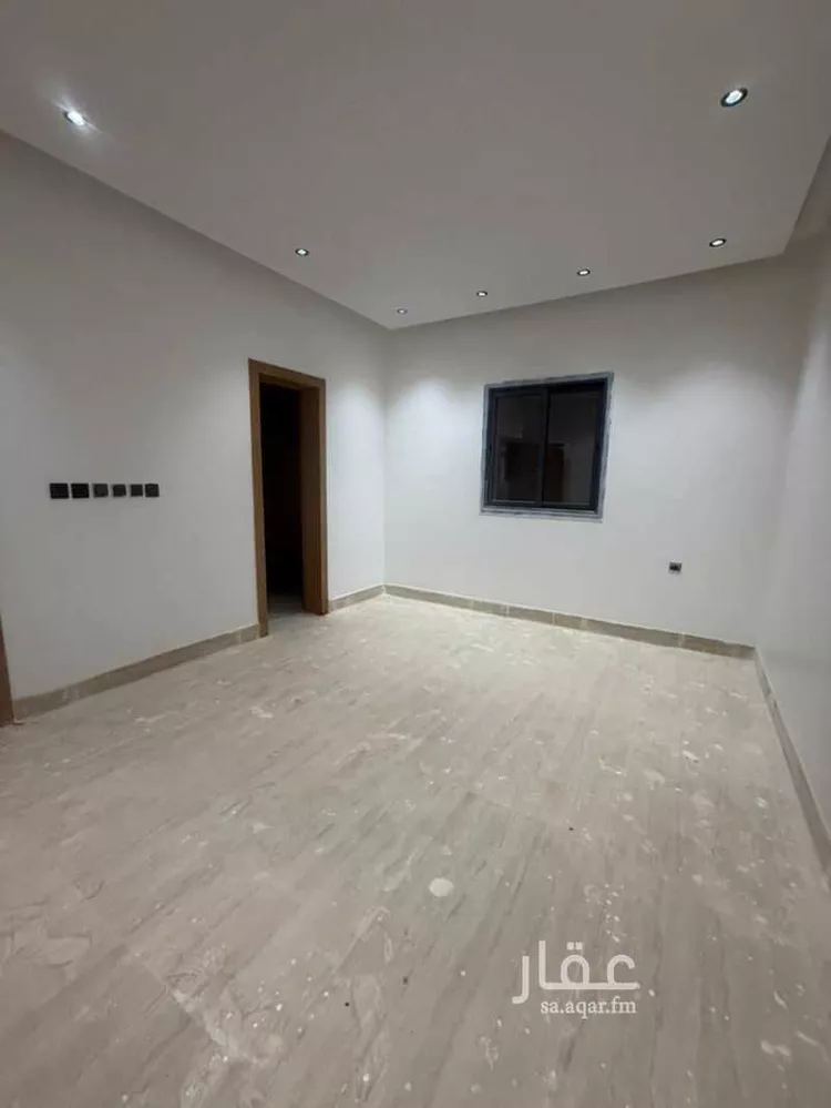 دور للبيع في شارع الشنانة, حي السعادة, مدينة الرياض, منطقة الرياض 6