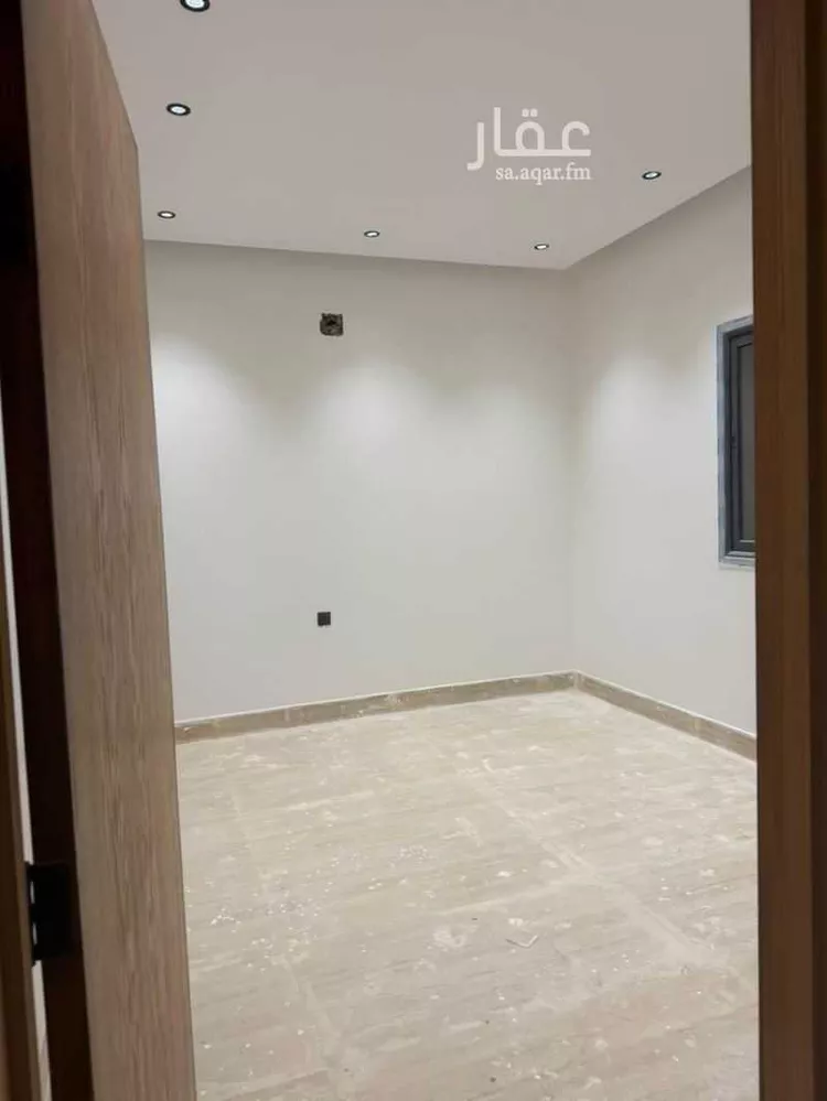 دور للبيع في شارع الشنانة, حي السعادة, مدينة الرياض, منطقة الرياض 9