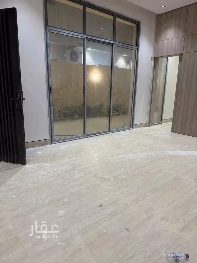 فيلا للبيع في شارع الشنانة, حي السعادة, مدينة الرياض, منطقة الرياض صورة 2